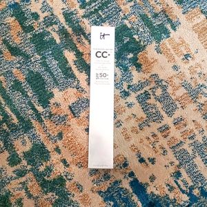 it  CC+full coverage cream (foundation) supersize Brand New. Unopened